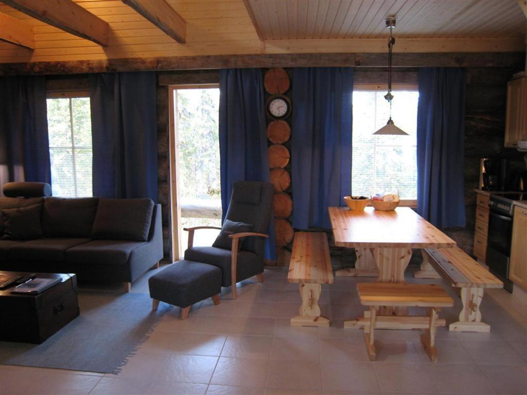 Lost Inn Cabins Äkäslompolo Cameră foto